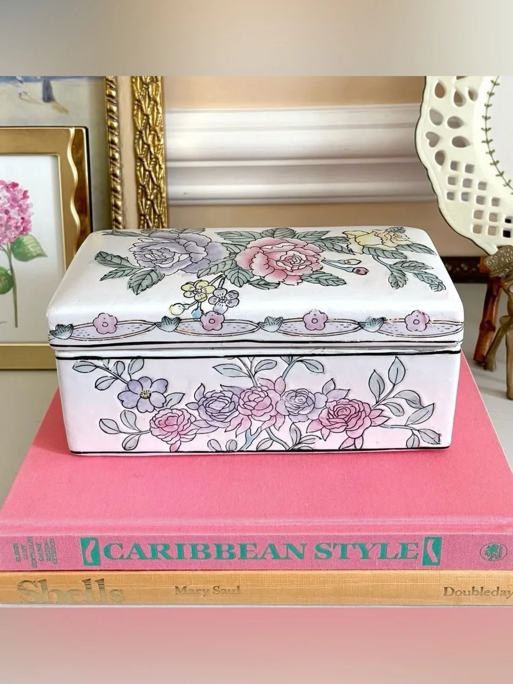 Vintage dresser box